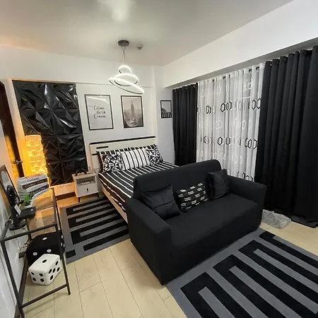 Econo Rooms Two Palm Tree Villa